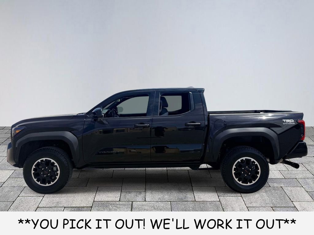 Used 2025 Toyota Tacoma TRD Off-Road AWD/4WD image 4