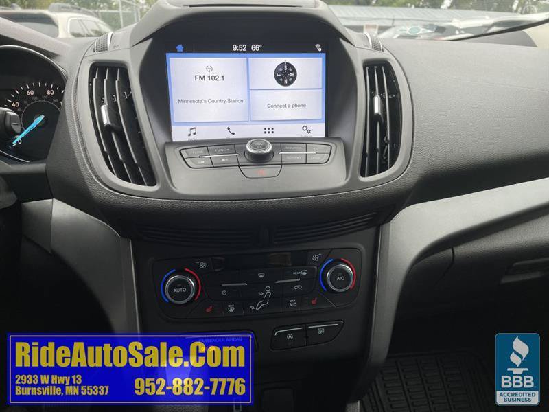 Used 2017 Ford Escape SE w/ Equipment Group 201A AWD/4WD image 21