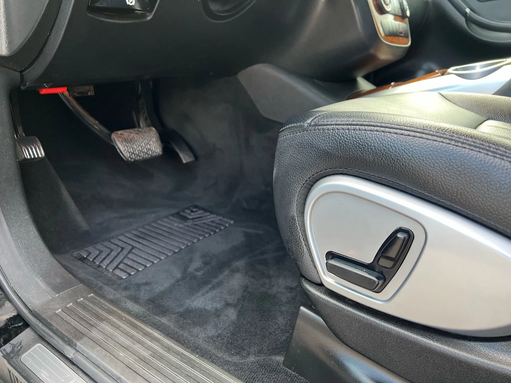 Used 2008 Mercedes-Benz R 350 2WD image 15