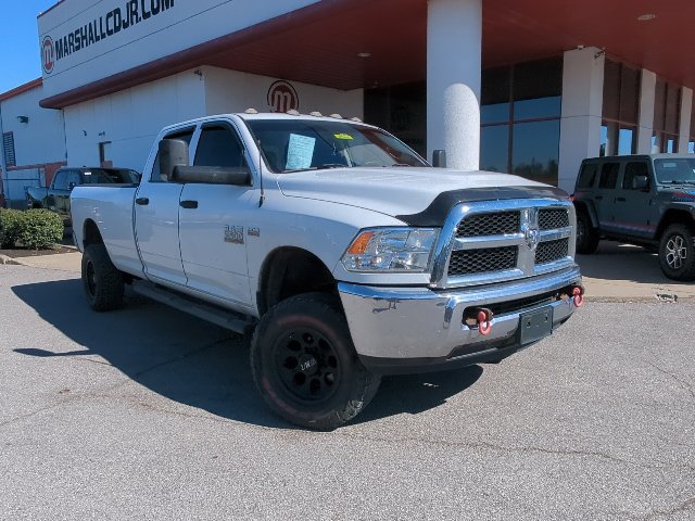 Used 2018 RAM 2500 Tradesman w/ Chrome Appearance Group AWD/4WD image 4