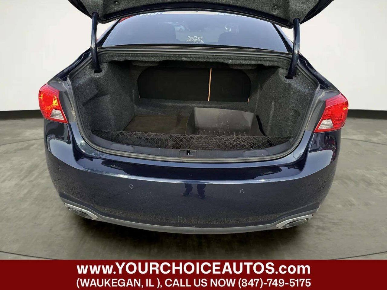 Used 2015 Chevrolet Impala LTZ FWD image 12