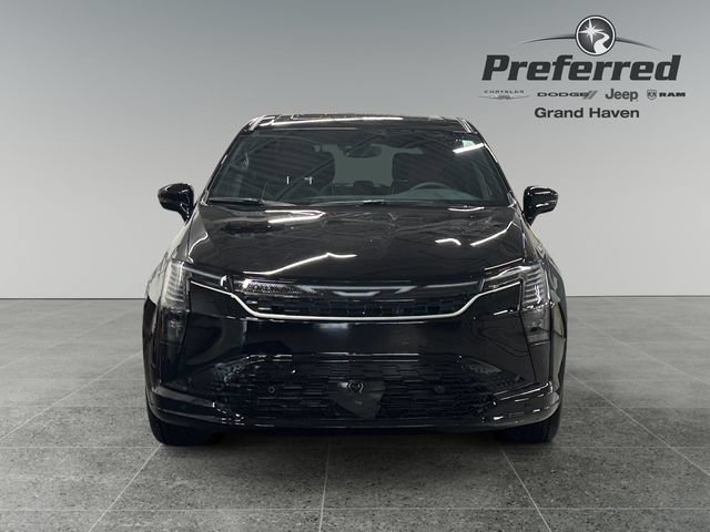 New 2027 Chrysler Pacifica Limited AWD/4WD image 13