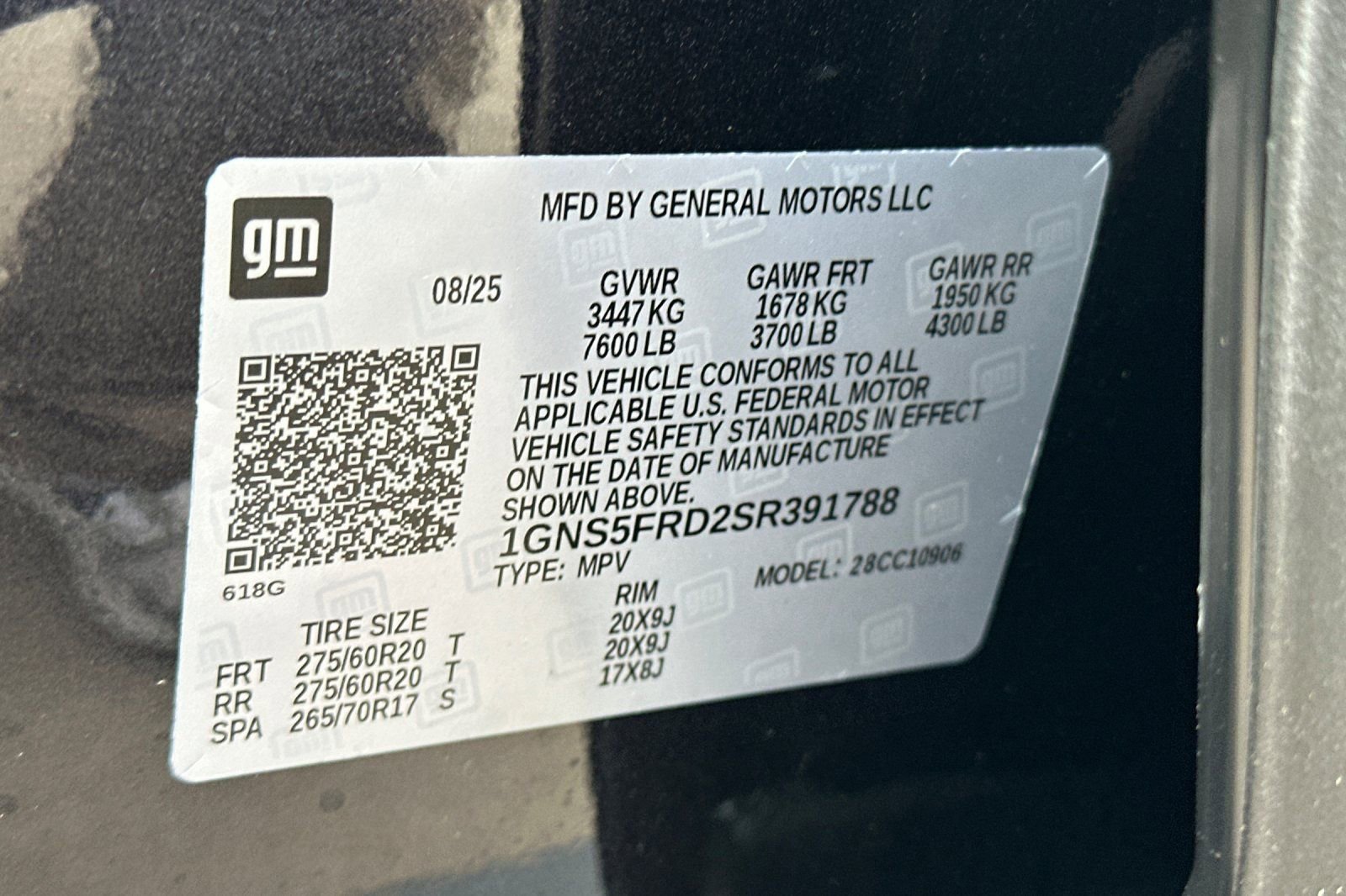 New 2025 Chevrolet Suburban Premier image 31