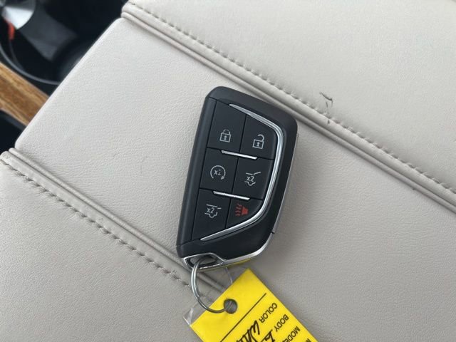 Used 2021 Cadillac Escalade ESV Sport Platinum image 35