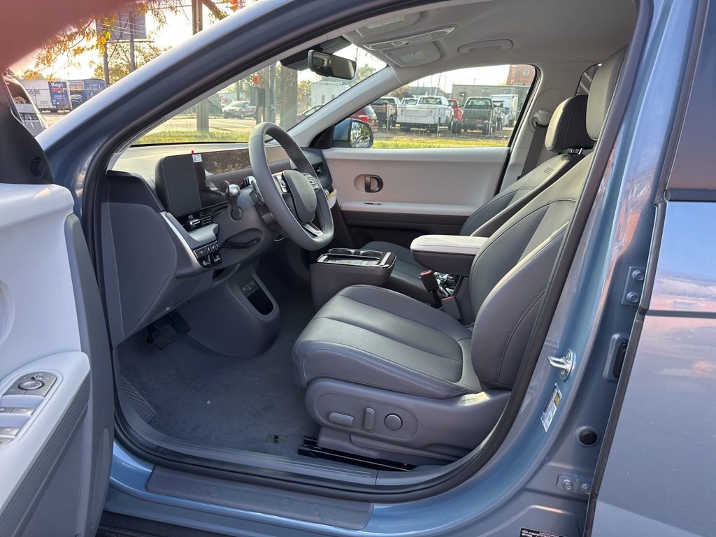 New 2025 Hyundai Ioniq 5 SEL AWD/4WD image 12