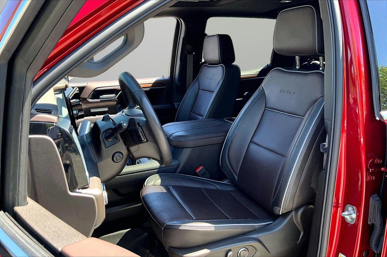 Used 2024 GMC Sierra 1500 Denali AWD/4WD image 21