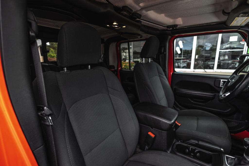 Used 2020 Jeep Gladiator Sport w/ Quick Order Package 24S AWD/4WD image 30