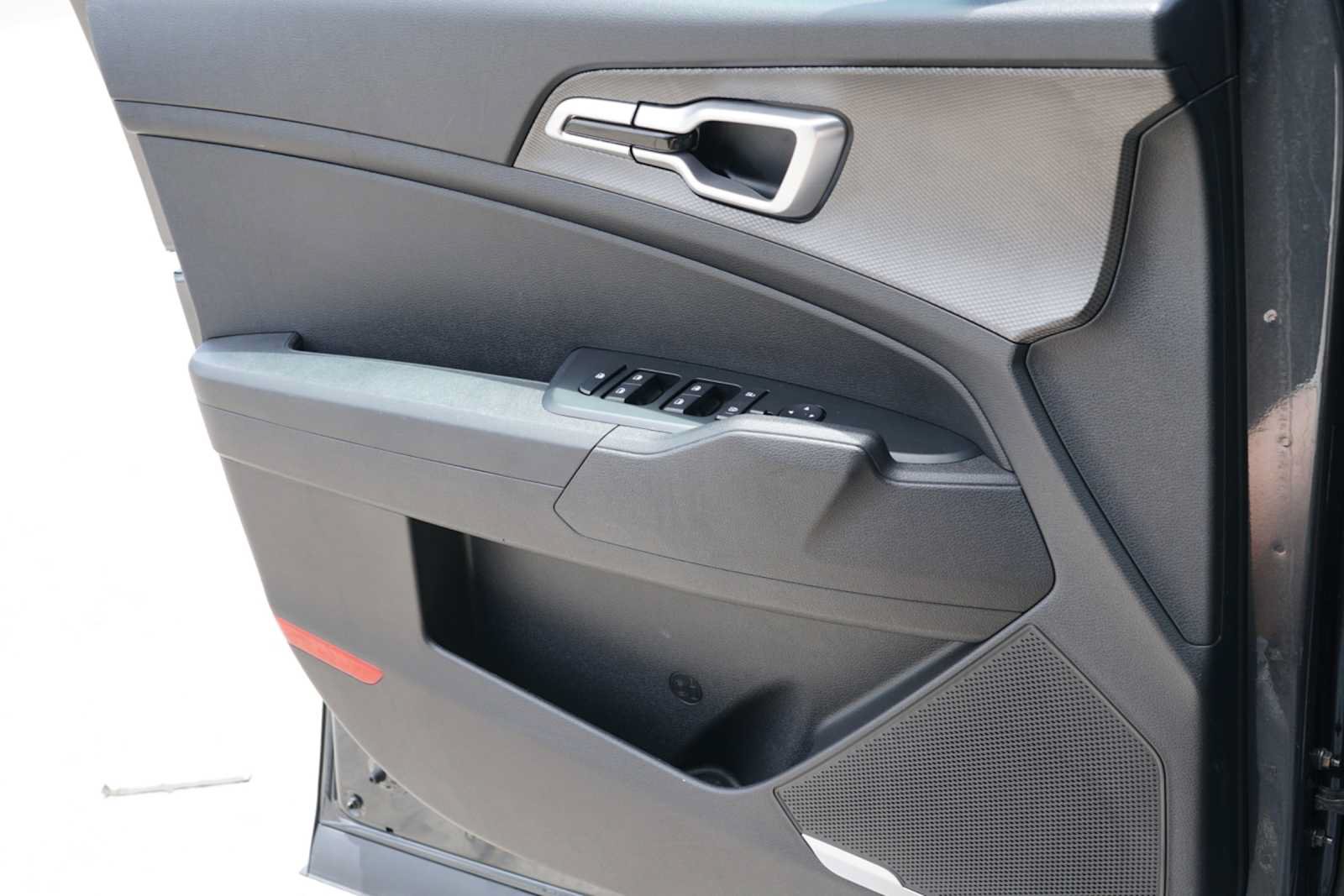 Certified 2024 Kia Sportage LX FWD image 17