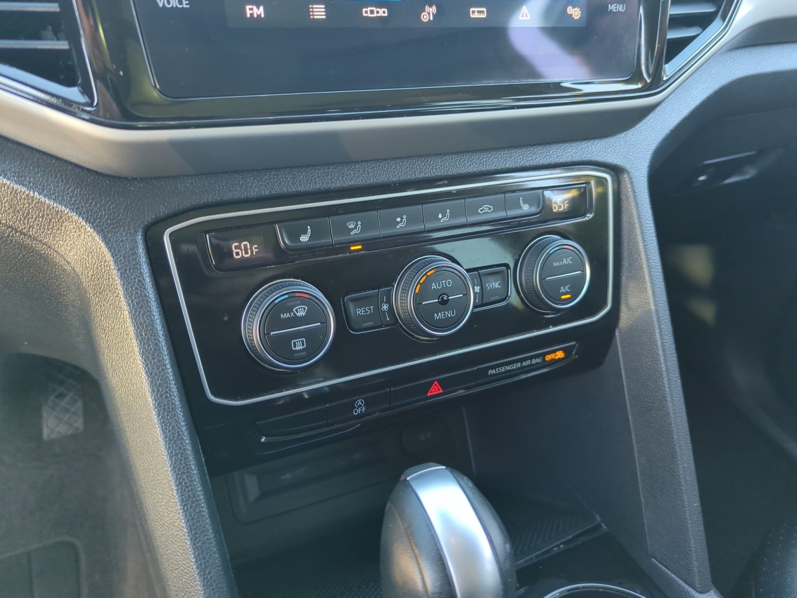 Used 2023 Volkswagen Atlas SE w/ Panoramic Sunroof Package image 12