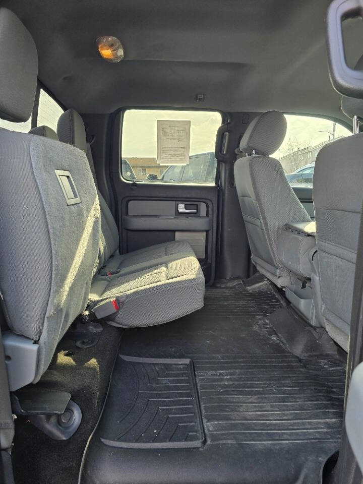 Used 2014 Ford F150 XLT w/ Equipment Group 302A Luxury AWD/4WD image 18