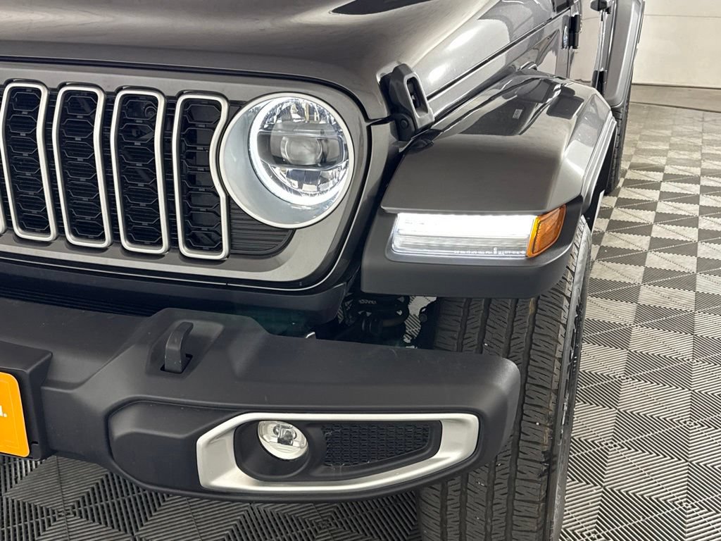 Certified 2025 Jeep Wrangler Unlimited Sahara AWD/4WD image 50