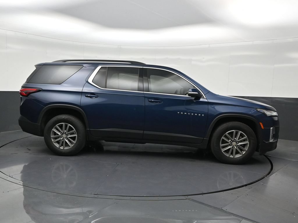 Used 2023 Chevrolet Traverse LT FWD image 7