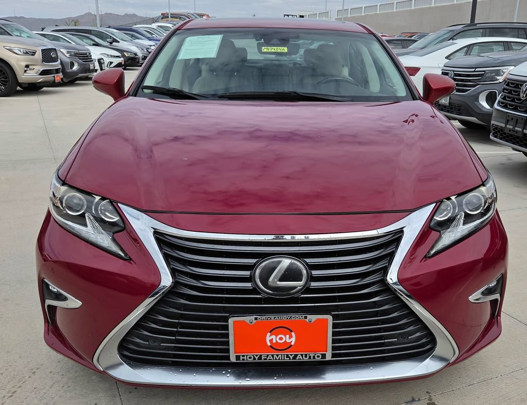 Used 2017 Lexus ES 350 w/ Luxury Package FWD image 4
