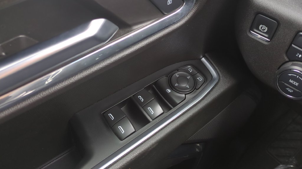 Used 2024 Chevrolet Silverado 1500 LT AWD/4WD image 19