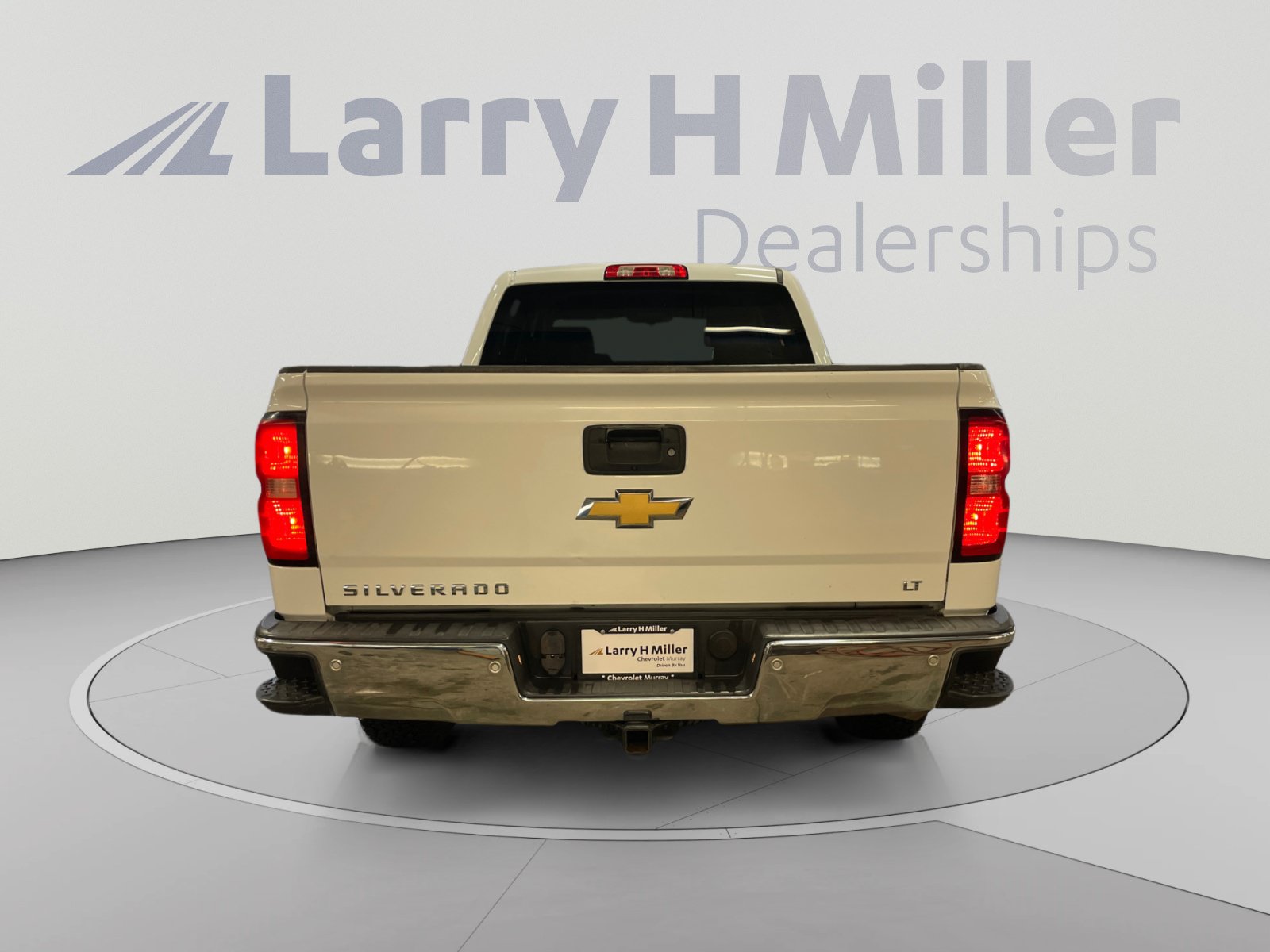 Used 2017 Chevrolet Silverado 1500 LT w/ Trailering Package AWD/4WD image 4