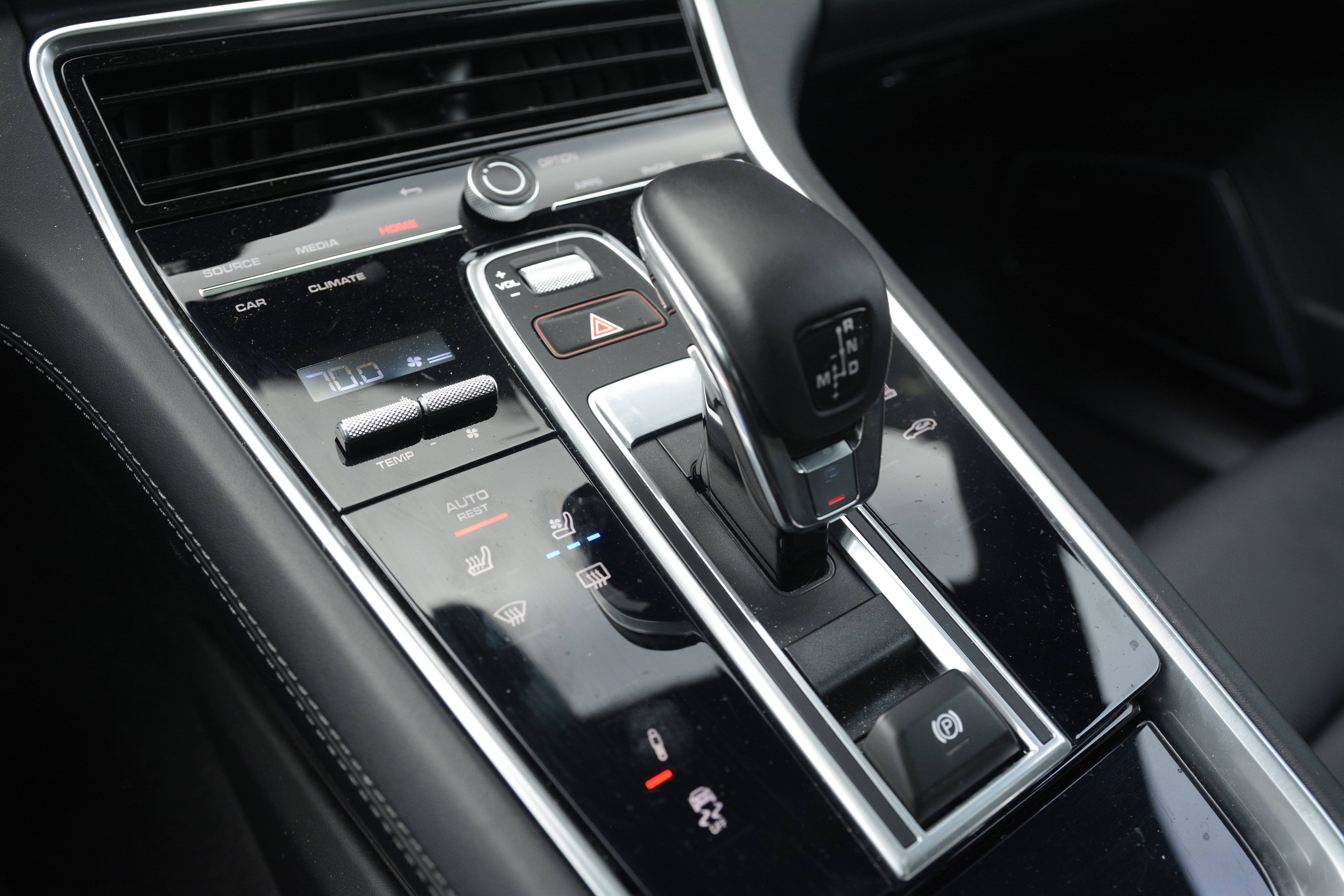 Certified 2023 Porsche Panamera GTS AWD/4WD image 24