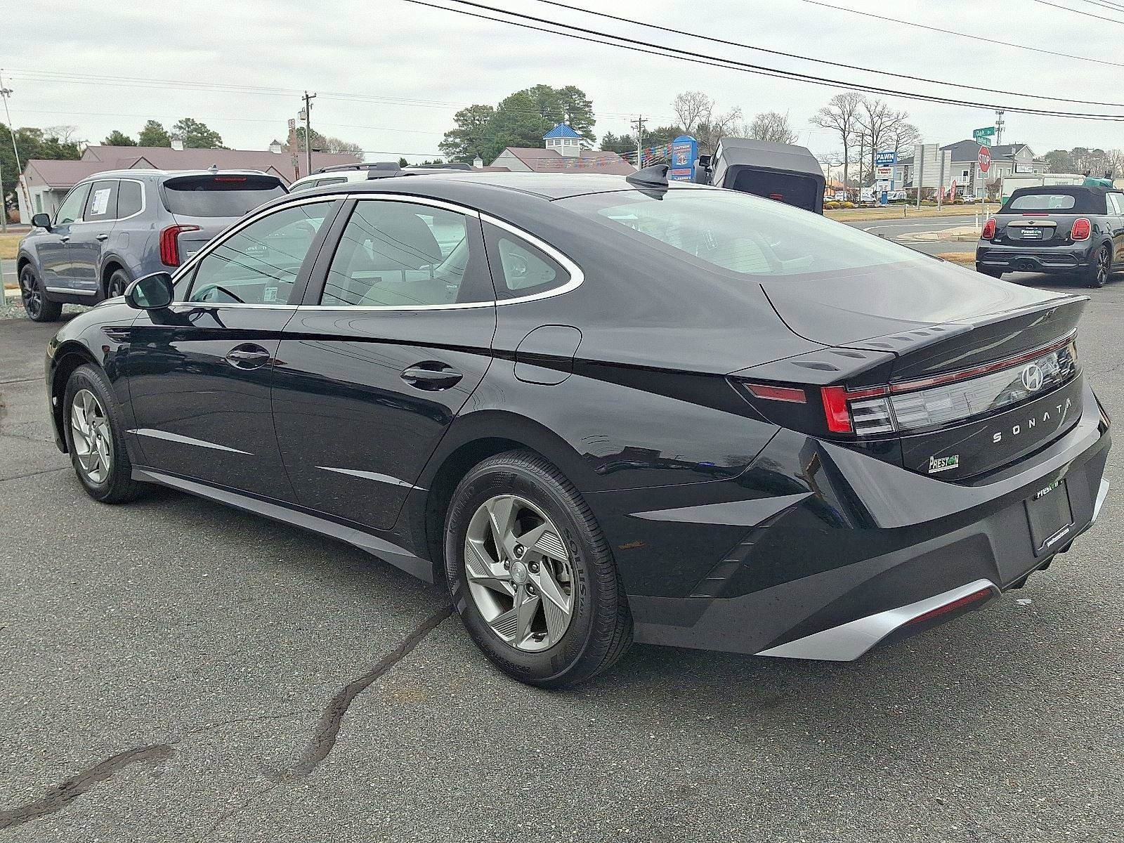 Used 2025 Hyundai Sonata SE image 6