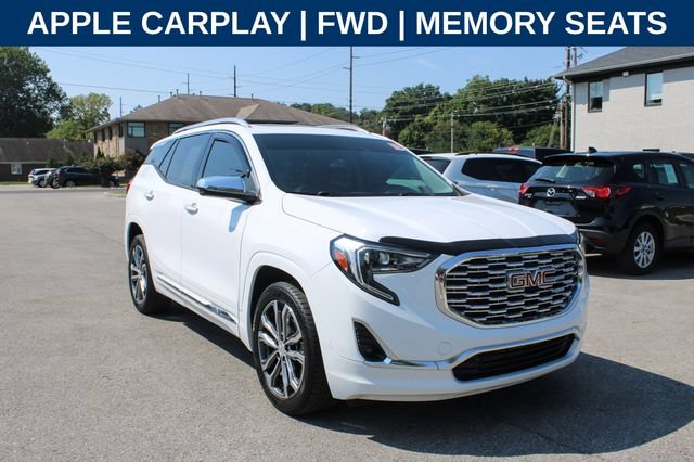 Used 2019 GMC Terrain Denali w/ Comfort Package FWD image 2