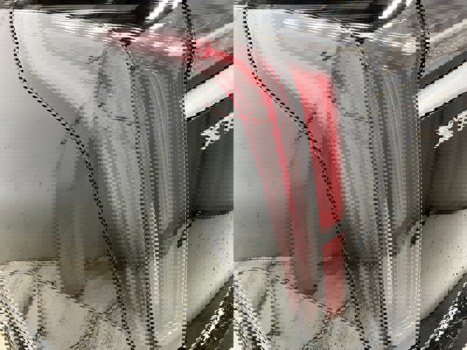 Used 2023 Cadillac XT6 Sport w/ Platinum Package image 24