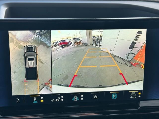 Used 2023 Chevrolet Silverado 1500 ZR2 w/ Technology Package image 50