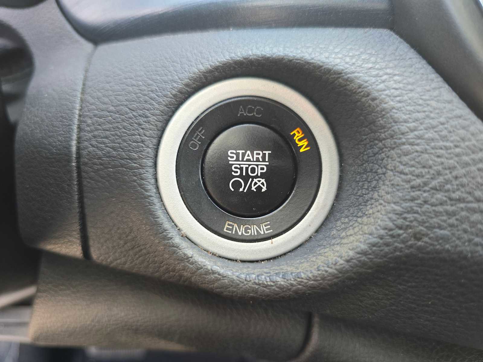 Used 2016 Chrysler 200 S FWD image 32