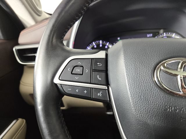 Used 2022 Toyota Highlander Platinum AWD/4WD image 23