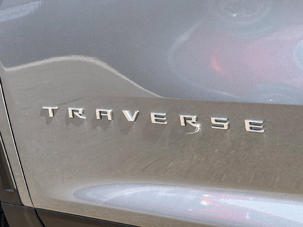 Used 2026 Chevrolet Traverse LT w/ Driver Confidence Package AWD/4WD image 11