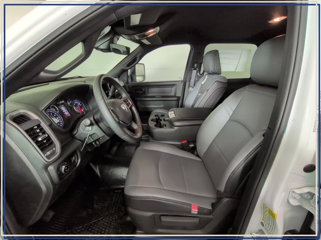 New 2026 RAM 2500 Tradesman AWD/4WD image 10