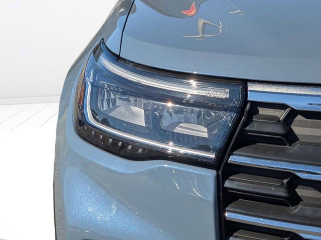 Used 2025 Ford Explorer Active image 9