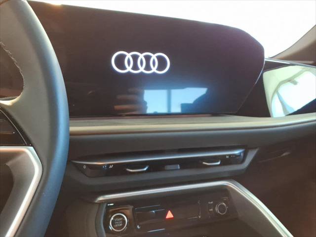 Certified 2025 Audi Q5 Premium Plus w/ Premium Plus AWD/4WD image 12