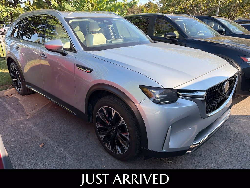 Used 2025 MAZDA CX-90 Plug-In Hybrid w/ Premium Plus AWD/4WD image 3