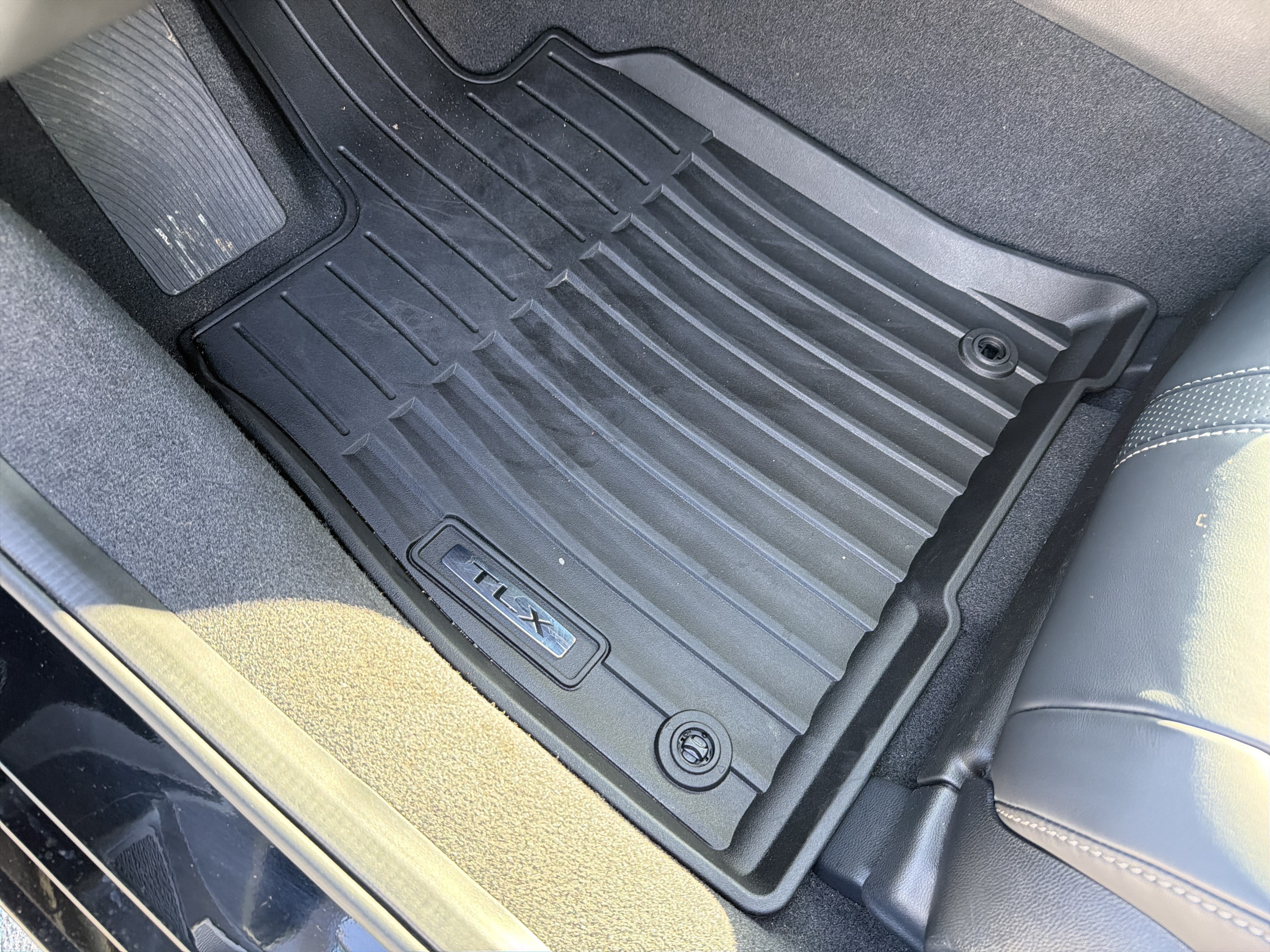 Certified 2025 Acura TLX w/ Technology Package FWD image 17