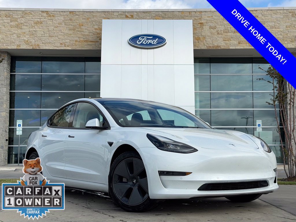 Used 2022 Tesla Model 3 RWD image 1