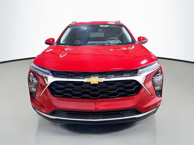 New 2026 Chevrolet Trax LT w/ Driver Confidence Package FWD image 3