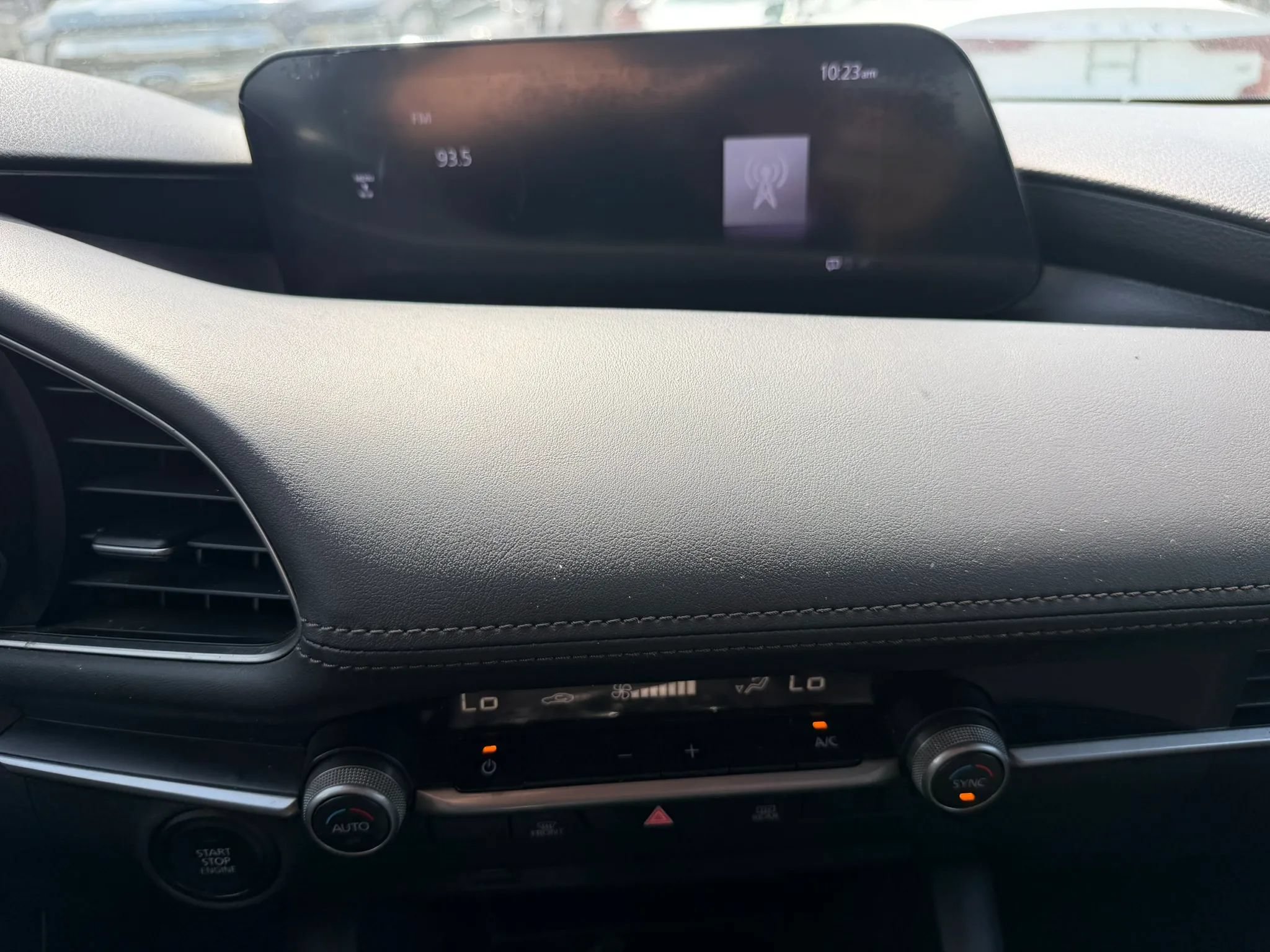 Used 2020 MAZDA MAZDA3 Hatchback FWD image 17