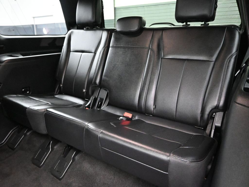 Certified 2020 Ford Expedition XLT w/ Equipment Group 202A image 21