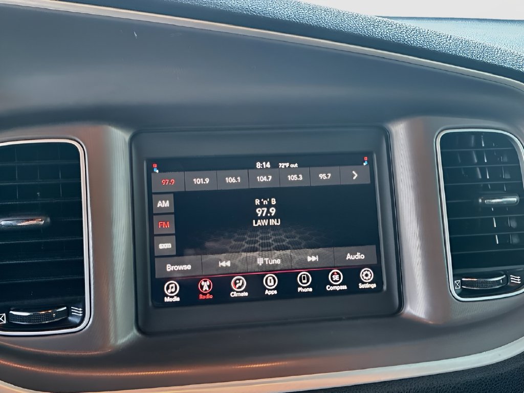 Used 2022 Dodge Charger SXT RWD image 14