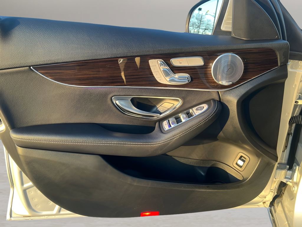 Used 2020 Mercedes-Benz C 300 C 300 image 26