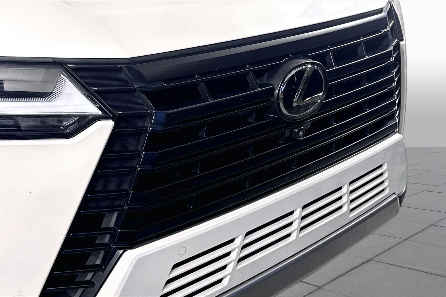 Used 2024 Lexus GX 550 AWD/4WD image 25