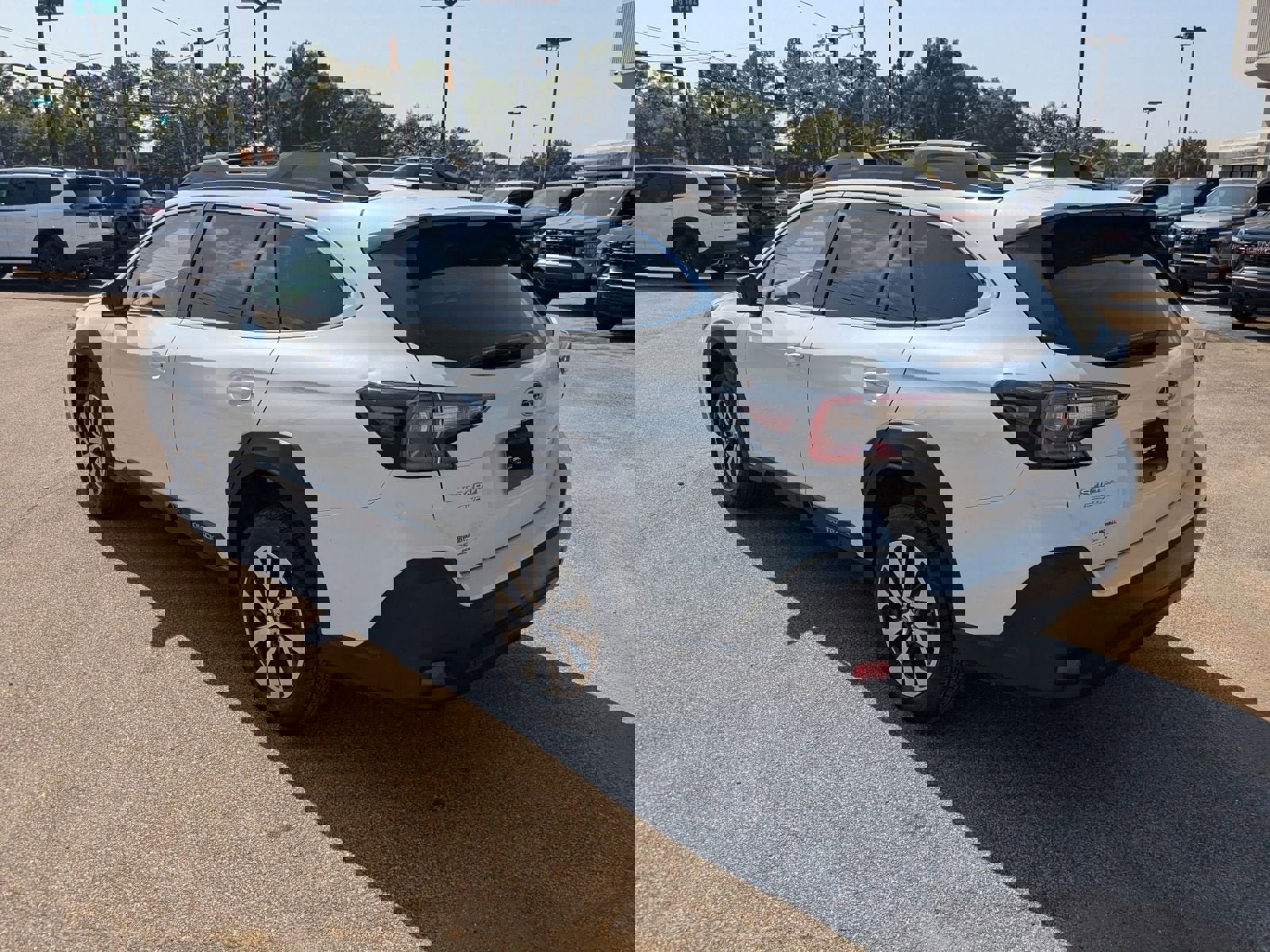 Used 2024 Subaru Outback Premium image 32