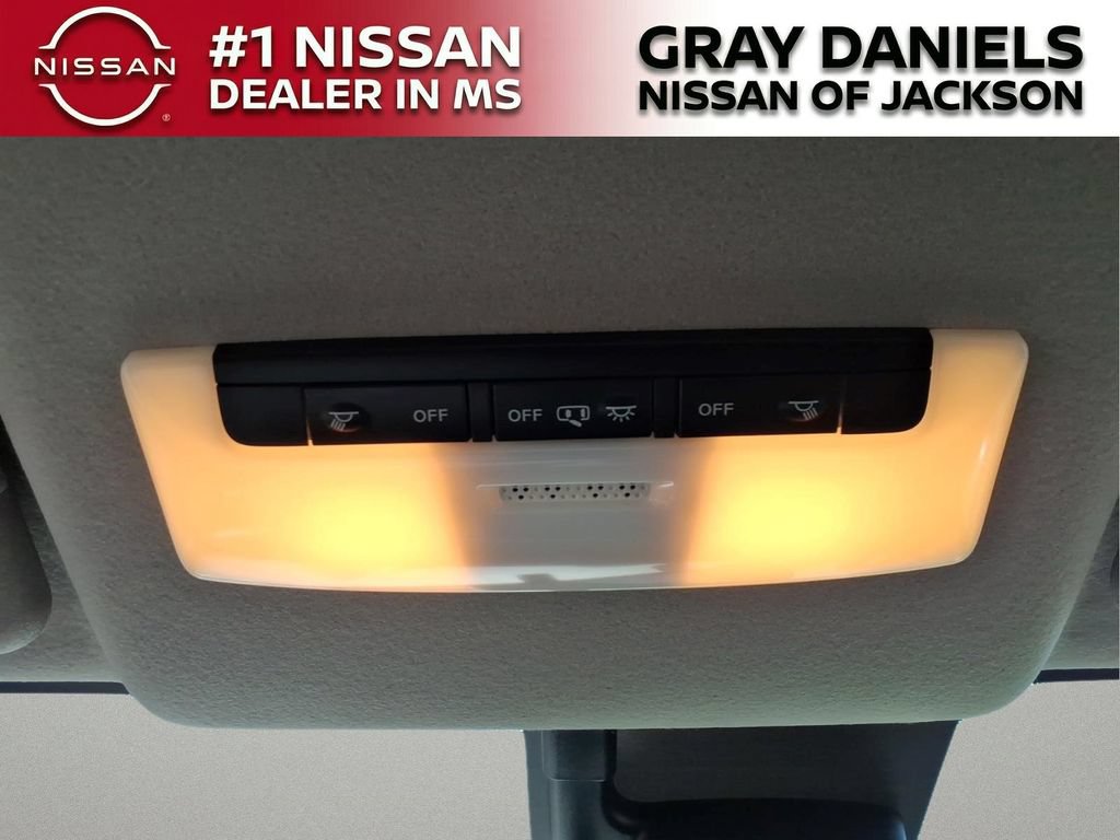 New 2025 Nissan Versa SV w/ Trunk Package FWD image 21