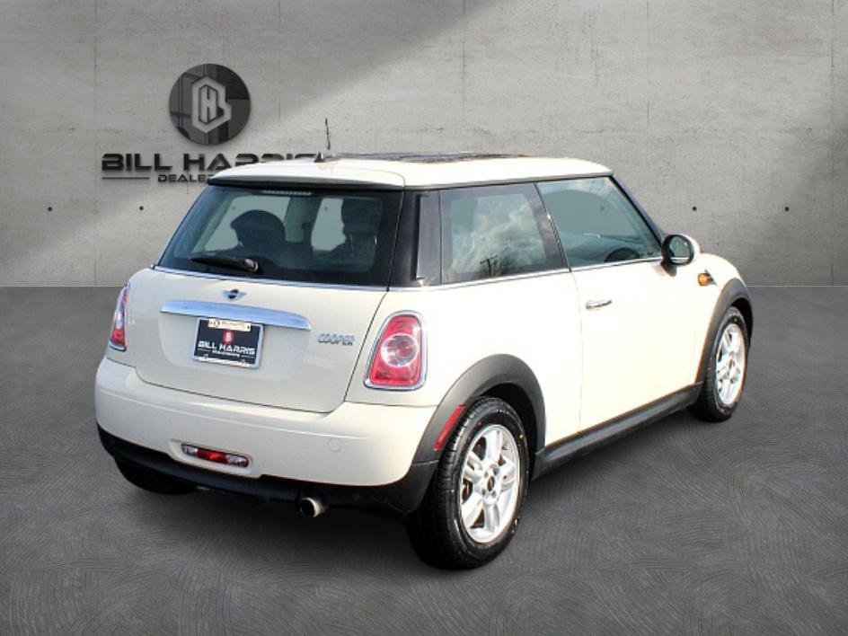 Used 2012 MINI Cooper Hardtop image 4