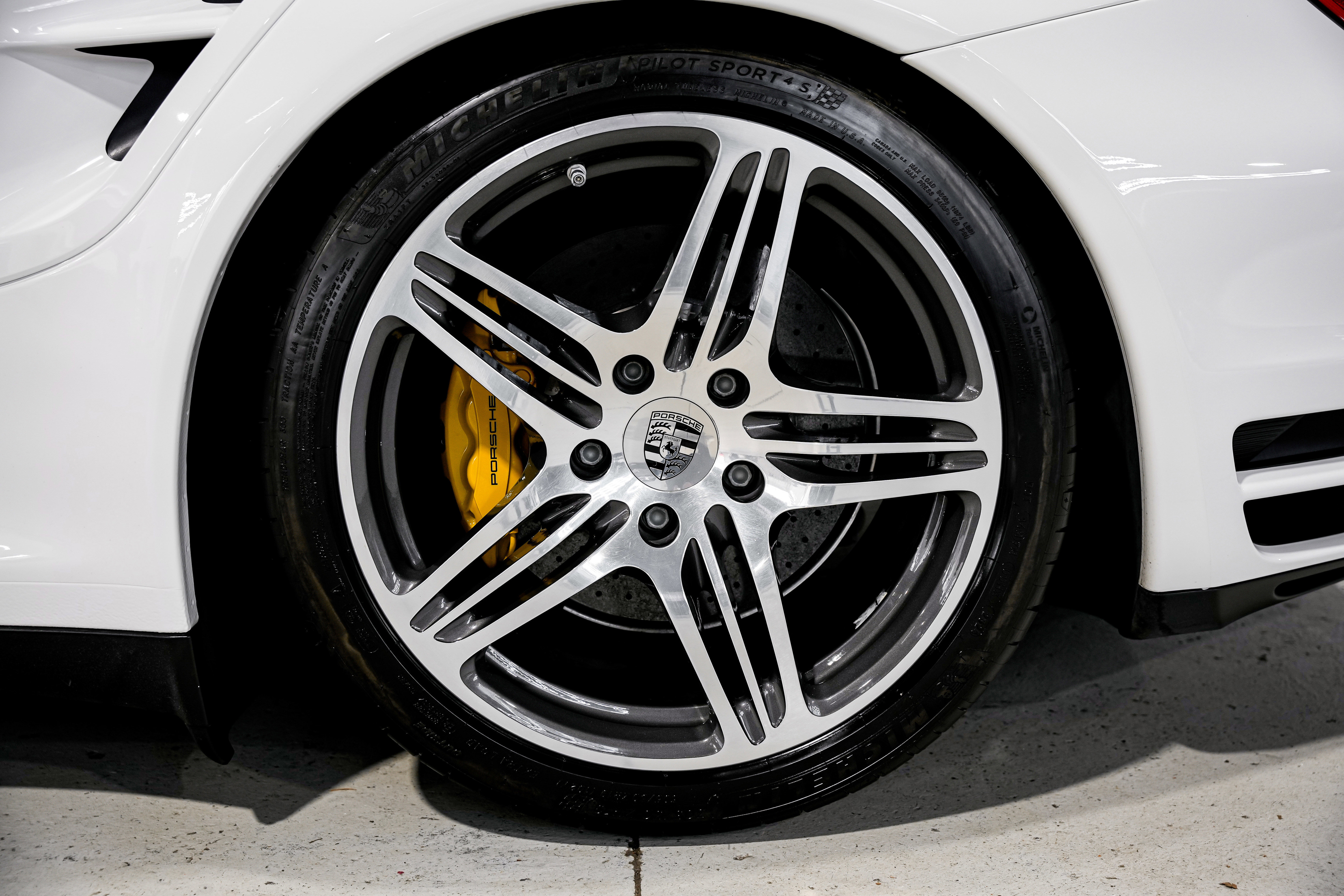 Used 2007 Porsche 911 Turbo image 49