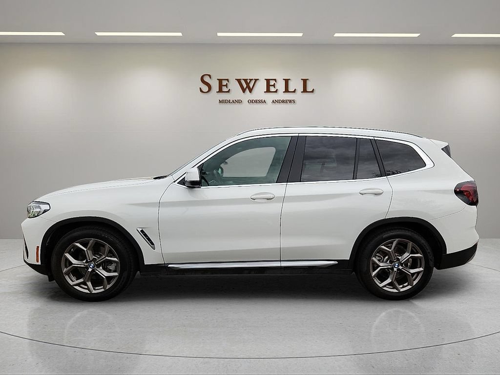 Used 2022 BMW X3 sDrive30i w/ Premium Package 2 RWD image 2