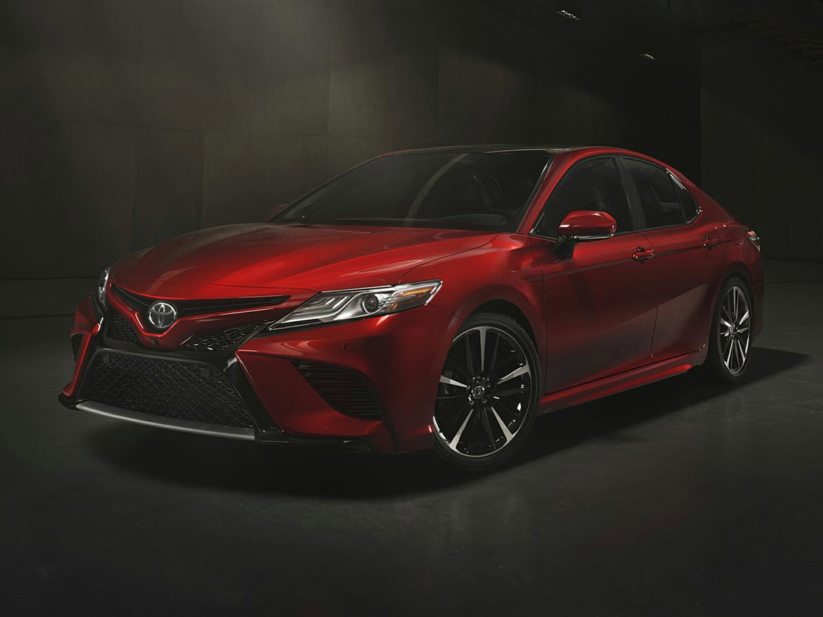 Used 2018 Toyota Camry SE