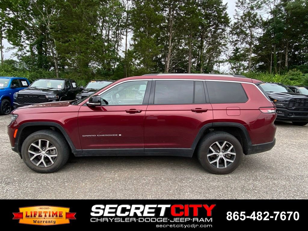 Used 2023 Jeep Grand Cherokee L Limited AWD/4WD image 8