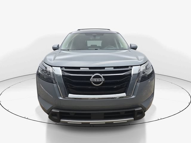 Used 2025 Nissan Pathfinder Platinum w/ Cargo Package FWD image 12