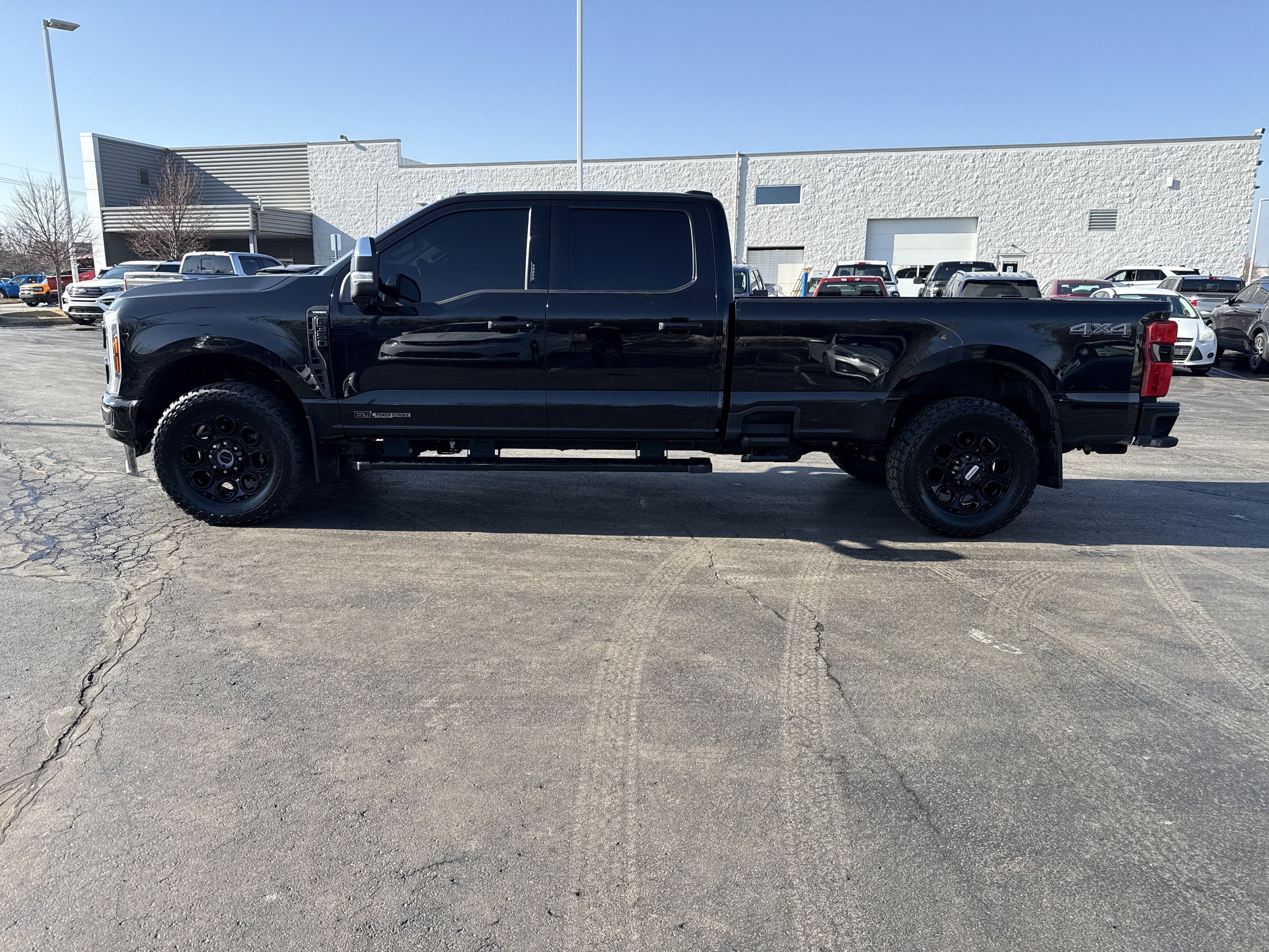 Used 2024 Ford F350 Lariat w/ Black Appearance Package image 4