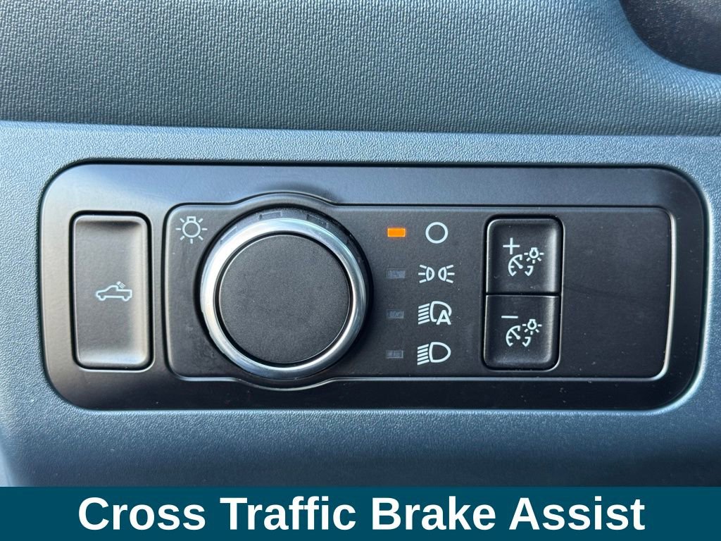 Used 2025 Ford Maverick XL w/ 4K Tow Package image 17