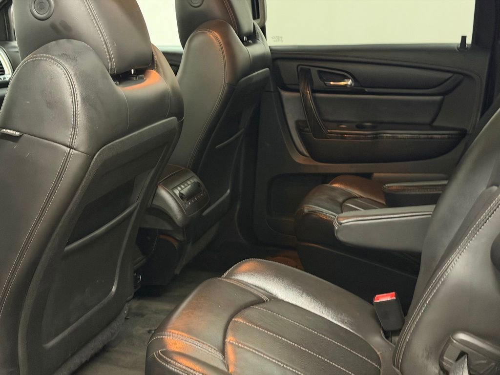 Used 2017 GMC Acadia Limited SLT image 29